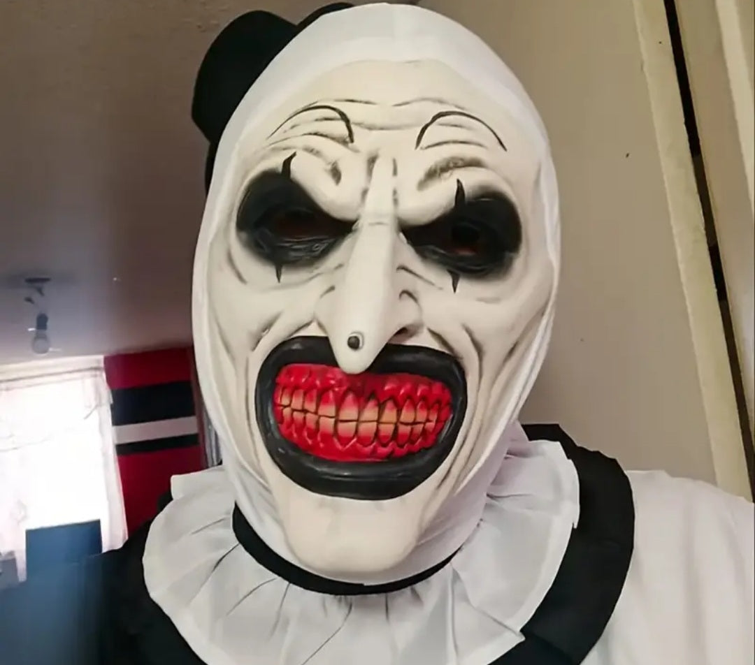 🌟New🌟 Terrified Clown Costume
