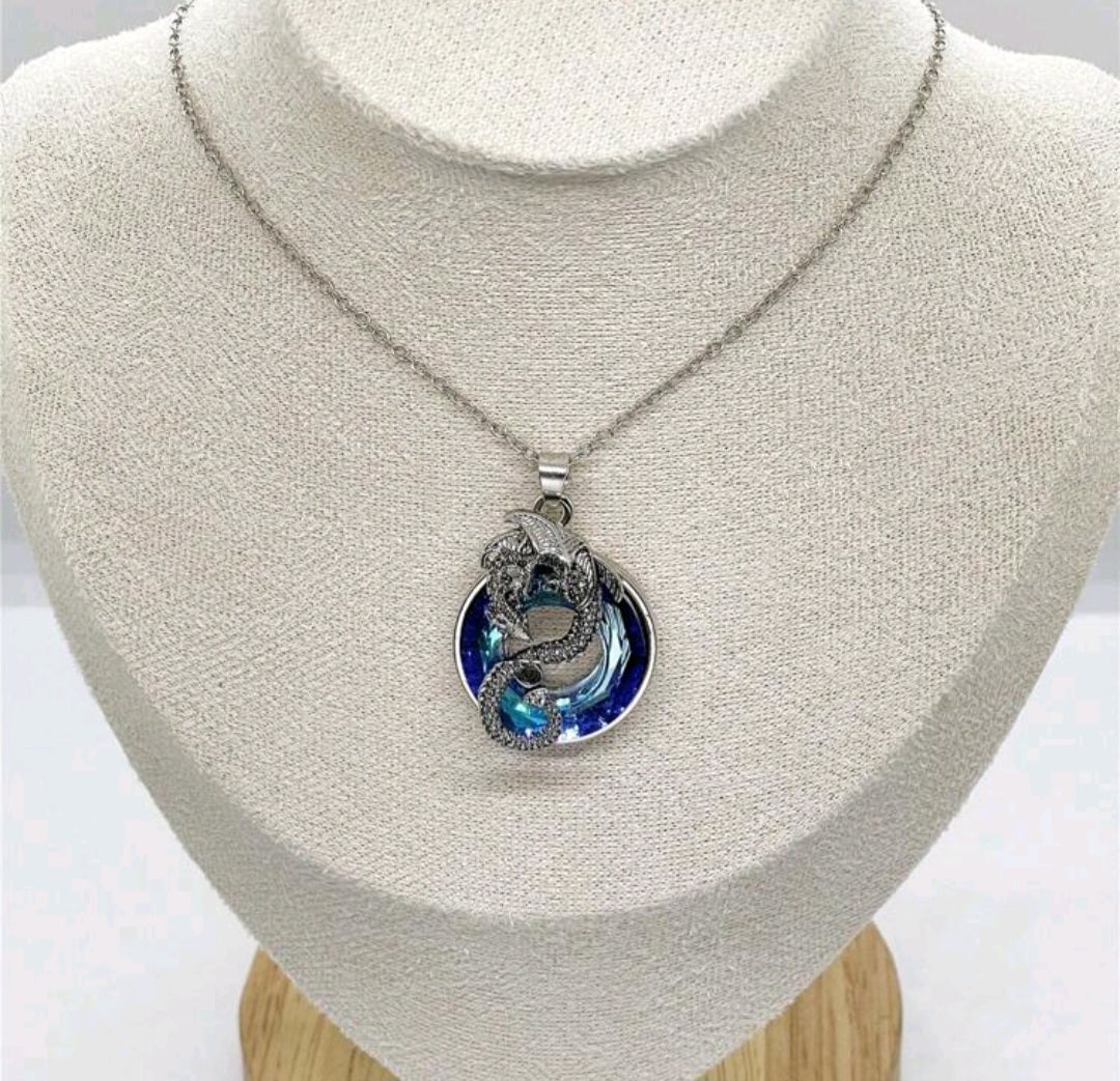 🌟New🌟 Dragon Necklace Blue