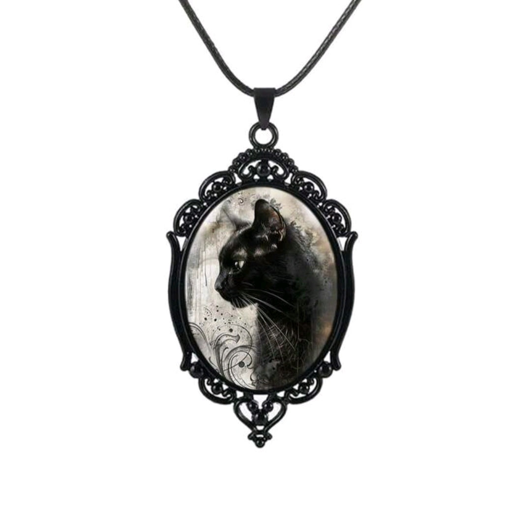 🌟New🌟 Large Cat Cameo Necklace