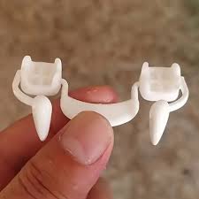 Vampire Fangs Brace Bar
