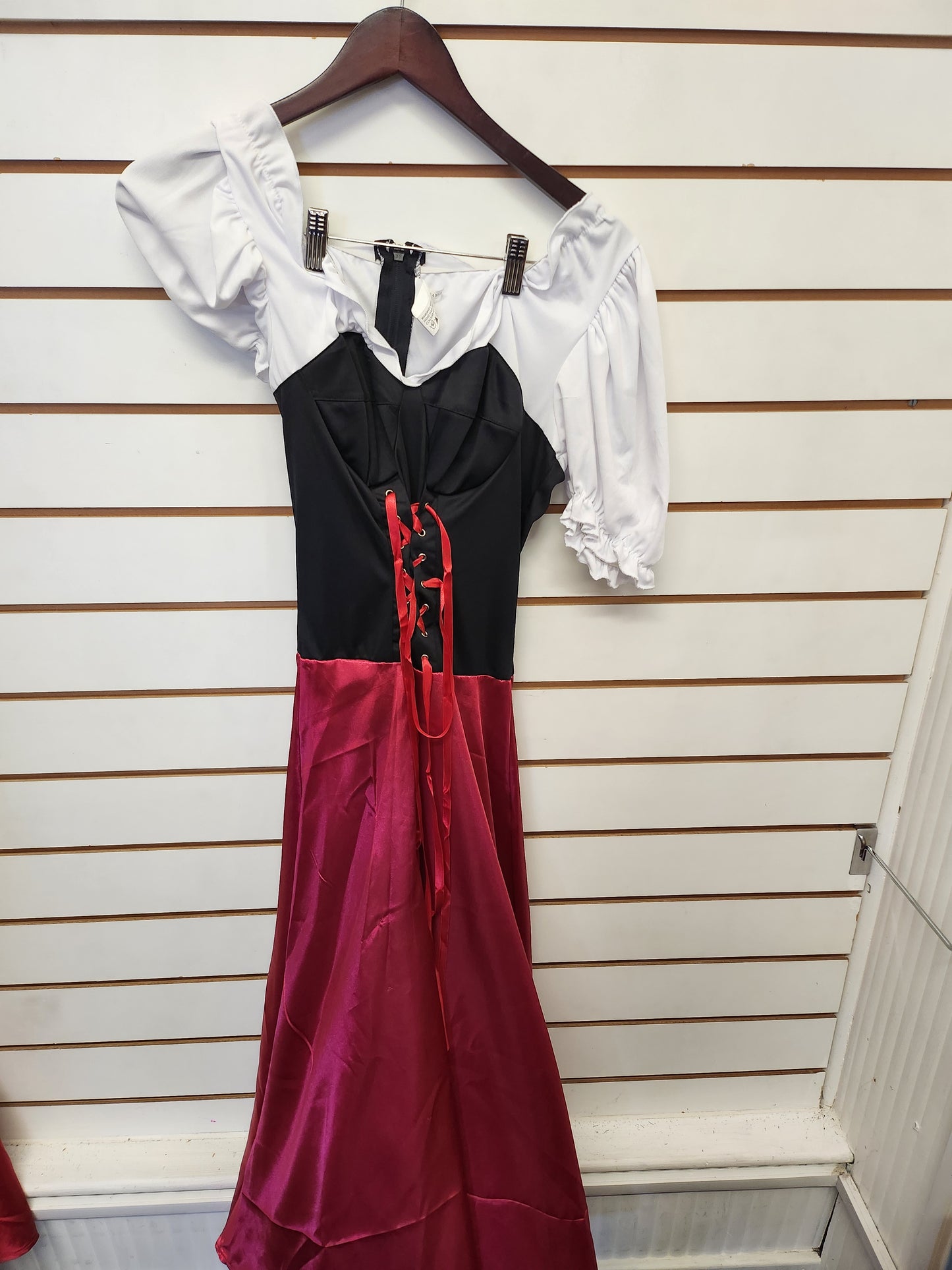 Tavern Maid Costume 8-10