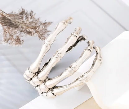 🌟New🌟 Skeleton Hand Bangle Bracelet