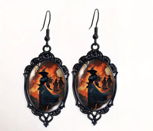 🌟New🌟 Witch Cameo Earrings