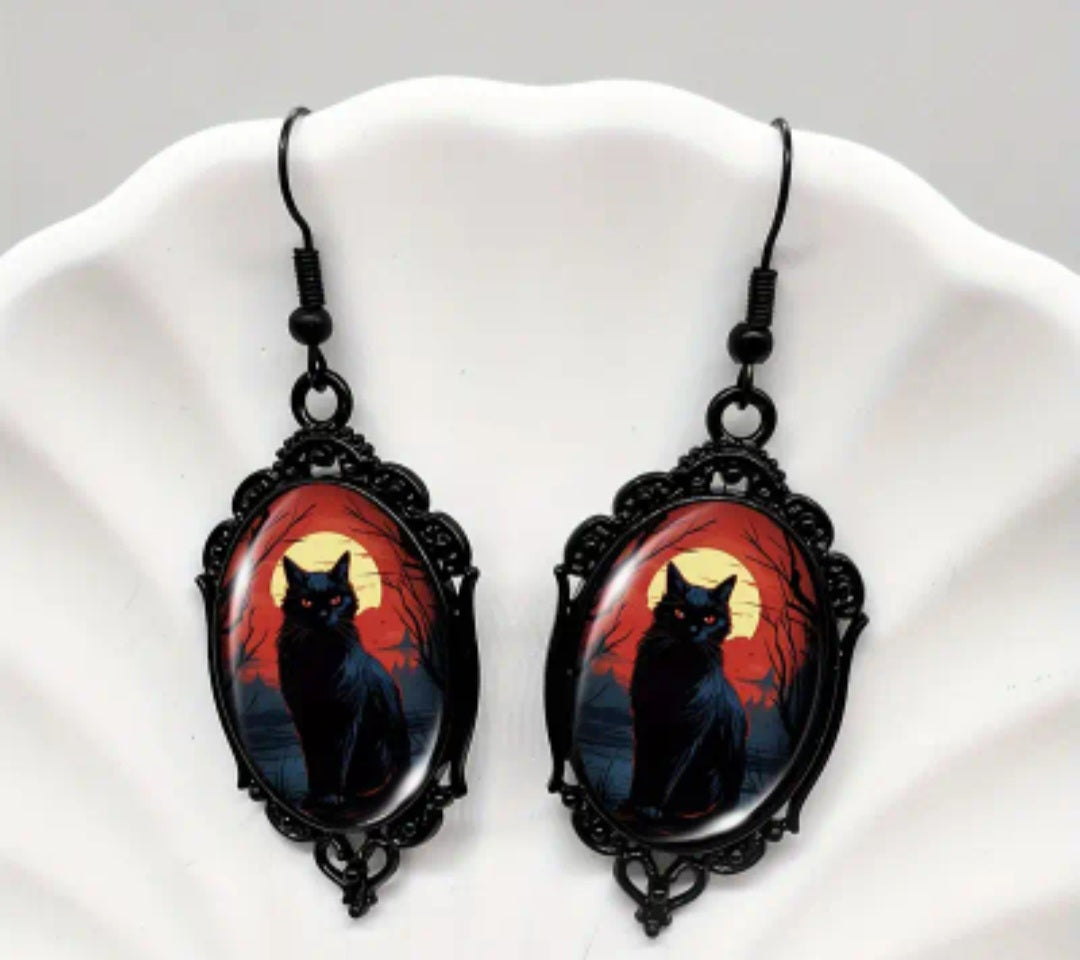 🌟New🌟 Cameo Cat Earrings