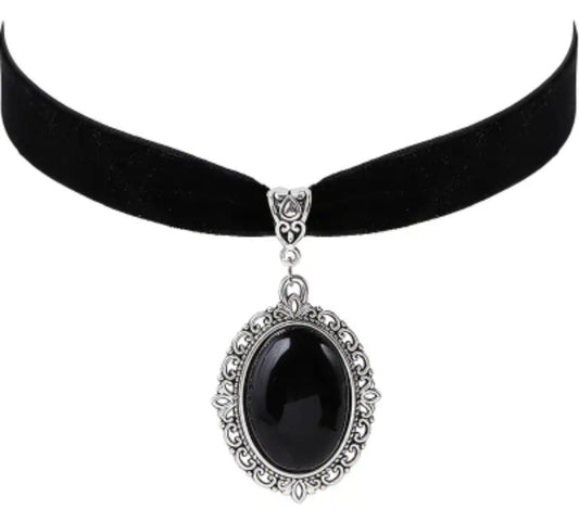 🌟New🌟 Black Gem Cameo Choker Necklace