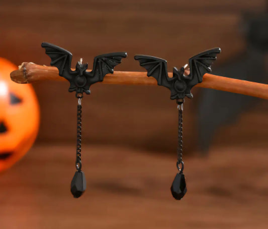 🌟New🌟 Bat Hanging Stud Earrings