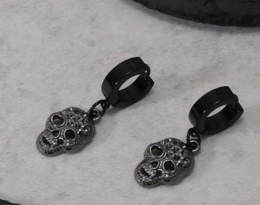 🌟New🌟 Black Skull Hoop Earrings