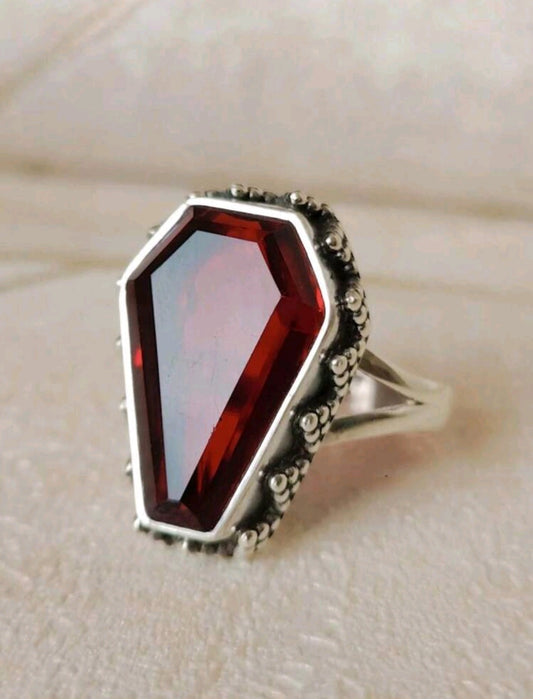 🌟New🌟 Coffin Ring