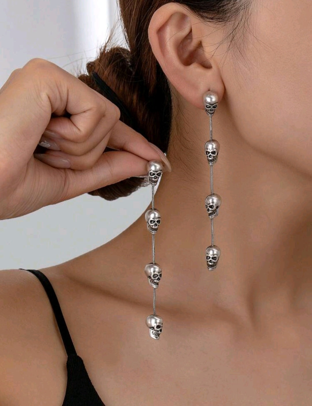 🌟New🌟 Multi Hanging Skull Earrings