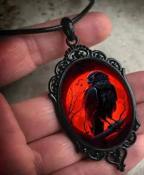 🌟New🌟 Red Raven Cameo Necklace